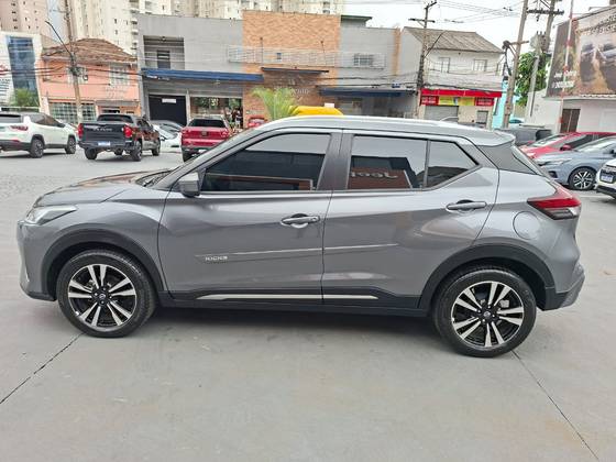 NISSAN KICKS PLAY 1.6 16V FLEXSTART ADVANCE PLUS XTRONIC NISSAN KICKS PLAY 1.6 16V FLEXSTART ADVANCE PLUS XTRONIC